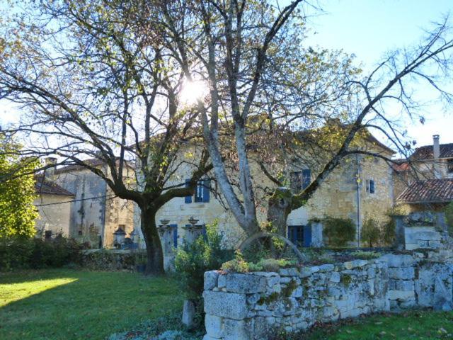 Bed and Breakfast L'Echappee Belle Perigord Cercles Экстерьер фото