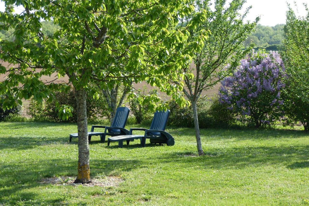 Bed and Breakfast L'Echappee Belle Perigord Cercles Экстерьер фото